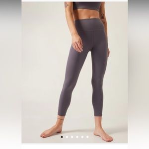 ATHLETA Salutation Stash 7/8 Tight, XS